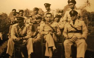 Komisaris Jenderal Polisi Raden Said Soekanto Tjokrodiatmodjo, (duduk paling kiri) 1950 